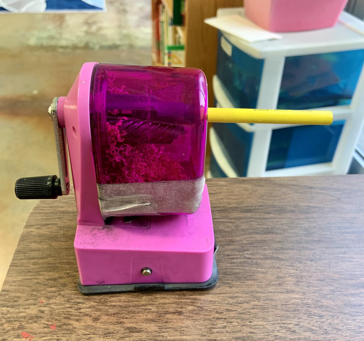 You guys, many of my students have NO idea how to use this. 🤣#gettingolder #teacherlife #arted