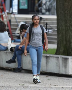 NewsSeriesFR's tweet photo. Dominique Thorne dans le rôle de Riri Williams sur le tournage de "#BlackPanther : Wakanda Forever".

#BlackPantherWakandaForever https://t.co/J2kMjkXW9H