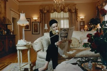 NewsSeriesFR's tweet photo. Julia Garner (#Ozark - #DirtyJohn) photographiée par Renell Medrano pour #WMagazine. https://t.co/623KjrdUCn