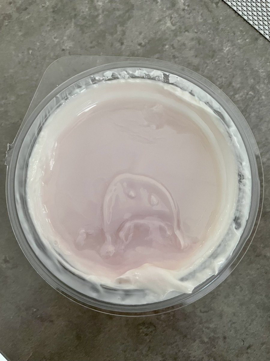 If there was such a thing as a disappointed yoghurt, this was it 😟🤔