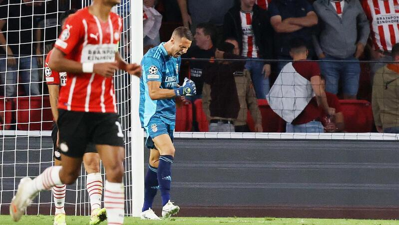 Impact_Scout's tweet photo. 🏆 Troféu Impact da UEFA Champions League 🏆

Vencedor -» Odysseas Vlachodimos

Jogo -» PSV Eindhoven x SL Benfica

⭐ Top 3 ⭐

🥇 ???
🥈 ???
🥉 ??? https://t.co/mzYnjKw9Jp