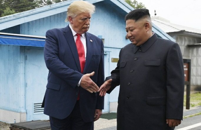 IMEME56378635's tweet photo. El Estado Islámico no habría vuelto con Trump. Ahora lo echaremos de menos. https://t.co/GODkvNeLzd