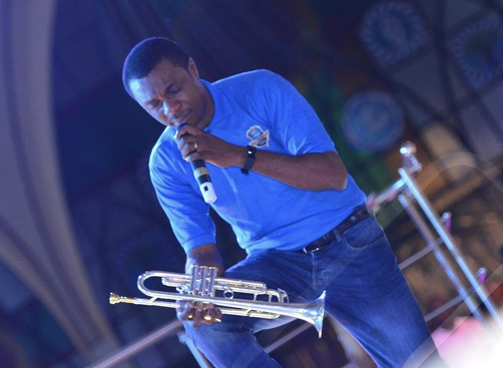 GbemiDennis's tweet photo. Happy Birthday Nathaniel Bassey, this fountain will not cease, your grace increasing &amp; your labor of love b exceedingly rewarded. Thank you for being a huge blessing to the world.

If this life has been a blessing to you, let's celebrate @nathanielblow

Love U PN
#NathanielBassey https://t.co/N3sKapAoFL