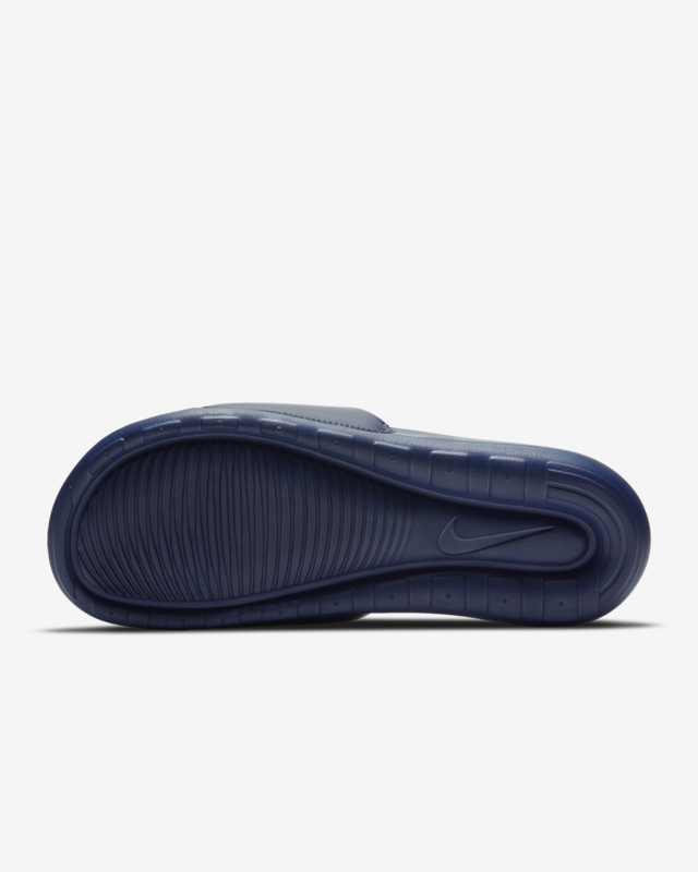SpothingHQ's tweet photo. The contoured grip pattern helps cradle and hold your foot in place while the new padded strap feels as good as it looks.

@Nike Victori One Slides available in EU 40-49 for NGN19000 online: https://t.co/6wcFDWzDvz

#SpothingRetail #SpotItRockIt https://t.co/ktKkv2xoFq