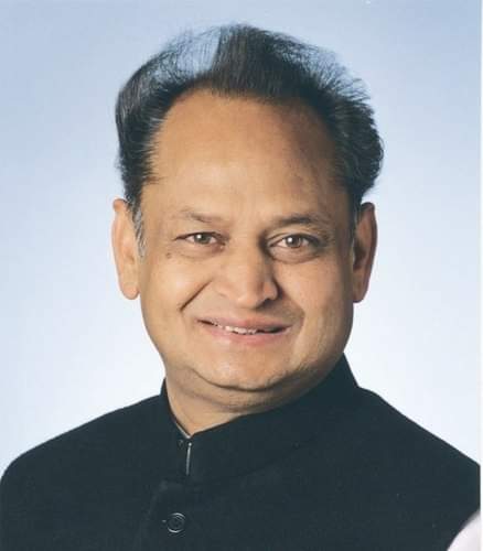 Mahendra Bishnoi ( LUNI ) (@mahendra_luni) on Twitter photo राजस्थान के मुख्यमंत्री जननायक आदरणीय श्री <a href="/ashokgehlot51/">Ashok Gehlot</a> जी के अस्वस्थ होने की जानकारी मिलीl
प्रदेश की 8 करोड की जनता का आशीर्वाद आपके साथ है,में ईश्वर से आपके शीघ्र स्वास्थ्य लाभ की कामना करता हूँ।और आप पुनःउसी ऊर्जा,उसी संकल्प और समर्पण से प्रदेशवासियों की सेवा में जुटेंगे। राजस्थान के मुख्यमंत्री जननायक आदरणीय श्री <a href="/ashokgehlot51/">Ashok Gehlot</a> जी के अस्वस्थ होने की जानकारी मिलीl
प्रदेश की 8 करोड की जनता का आशीर्वाद आपके साथ है,में ईश्वर से आपके शीघ्र स्वास्थ्य लाभ की कामना करता हूँ।और आप पुनःउसी ऊर्जा,उसी संकल्प और समर्पण से प्रदेशवासियों की सेवा में जुटेंगे।