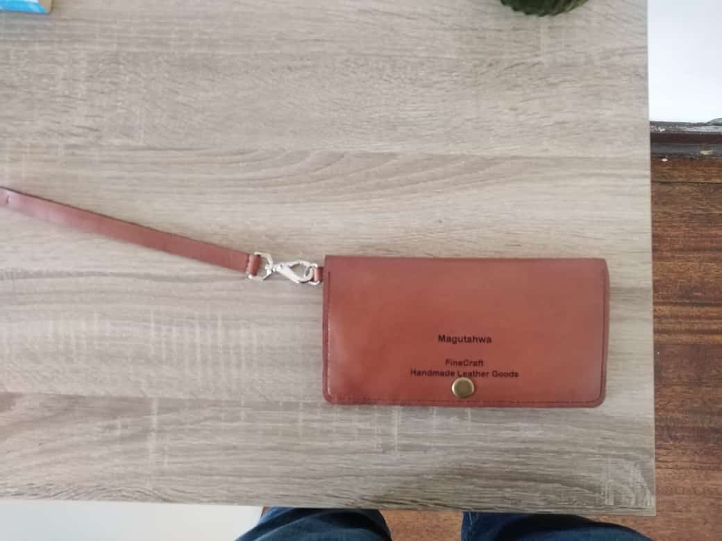 @fine Handmade leather goods🇿🇦😍 Your support will be highly appreciated 🍃

wa.me/c/27672802438
No : +27 67 280 2438

#FineCrafts #Leather #wallets #Makhadzi #Gomora #Johustleburg #competition #influencer #FridayFeeling