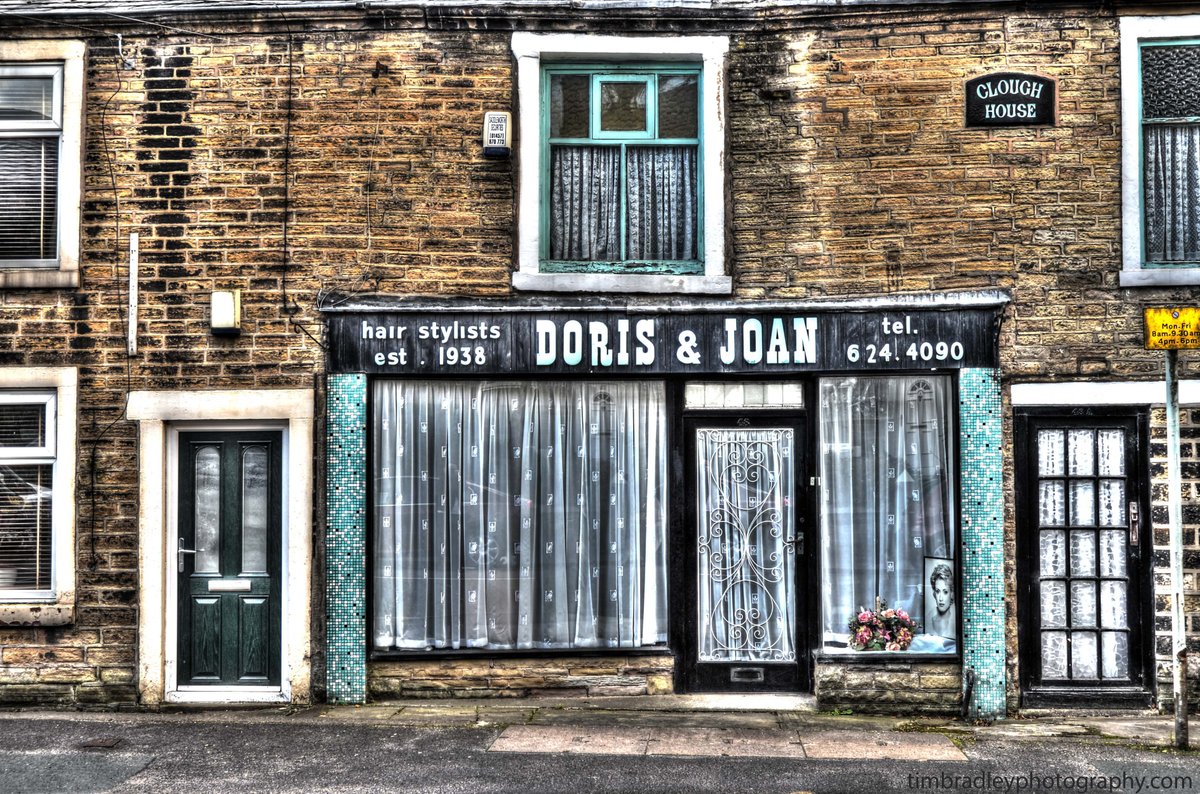 HappyFestBury's tweet photo. New show alert! Notes on Notes on Camp with @jezdolan, @ANDROOPOL &amp; @tommyguest @BuryArtMuseum Sat 4 Sept. Expect hairnets, housecoats &amp; hilarity. Tix £5. Book > https://t.co/E9fHAViK9C  @itvcorrie @RicEuston @buryprideuk Image @TimBradleyP https://t.co/h3dOCzmfTE