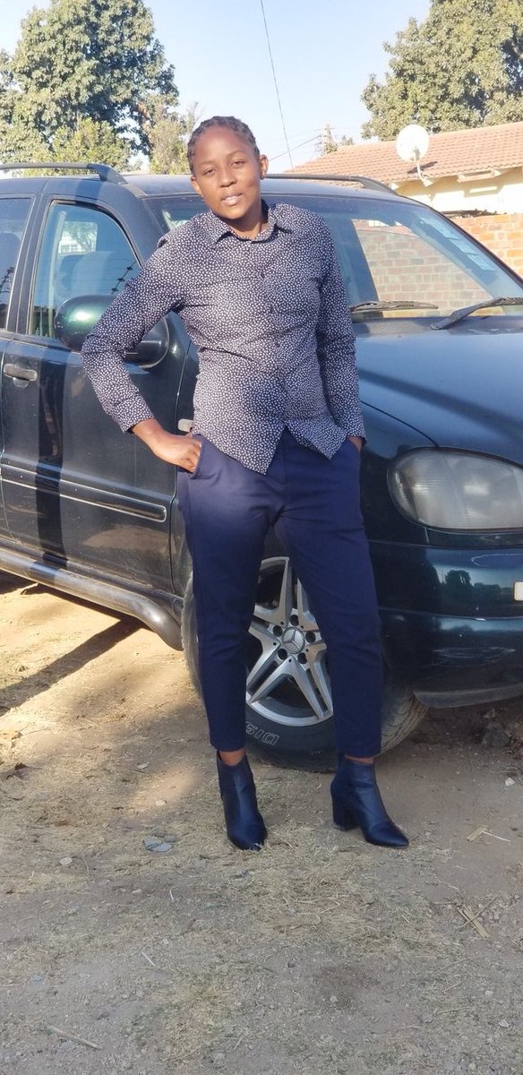MemoMakanika's tweet photo. #FridayVibes
I am proud of the woman l am today because l went through hell of a time to become her.
Proudly female mechanic 💪
#MemoMakanika
#kusunga simbi ndokubasa kwamhamha 💪
👩‍🔧🛠️🧰💪 https://t.co/7lwrx9hW1A