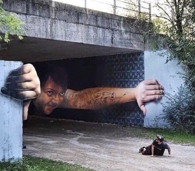 Street art at its best and scariest. Stay safe and keep smiling.  Linda. #artgallery #art #gallery #galleryart #humour #happy #loveartwork #comedy #laugh #streetarteverywhere #streetart #streetartworldwide #lovestreetart #grafittiart #graffitiwall #goals❤️ #love #cute