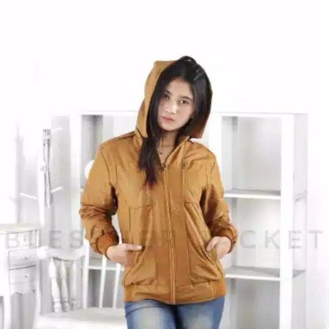 A_Store9779's tweet photo. JAKET PARASUT CEWEK : Bahan parasut mayer. Furing pollar premium. Warna tidak luntur. Jahitan rapi. Size M - XL. Harga 215.000
DM/ https://t.co/yrYhbrzesU
#PewirausahaPemula 
@OfficialAsoppsi https://t.co/lw1faUgnTt