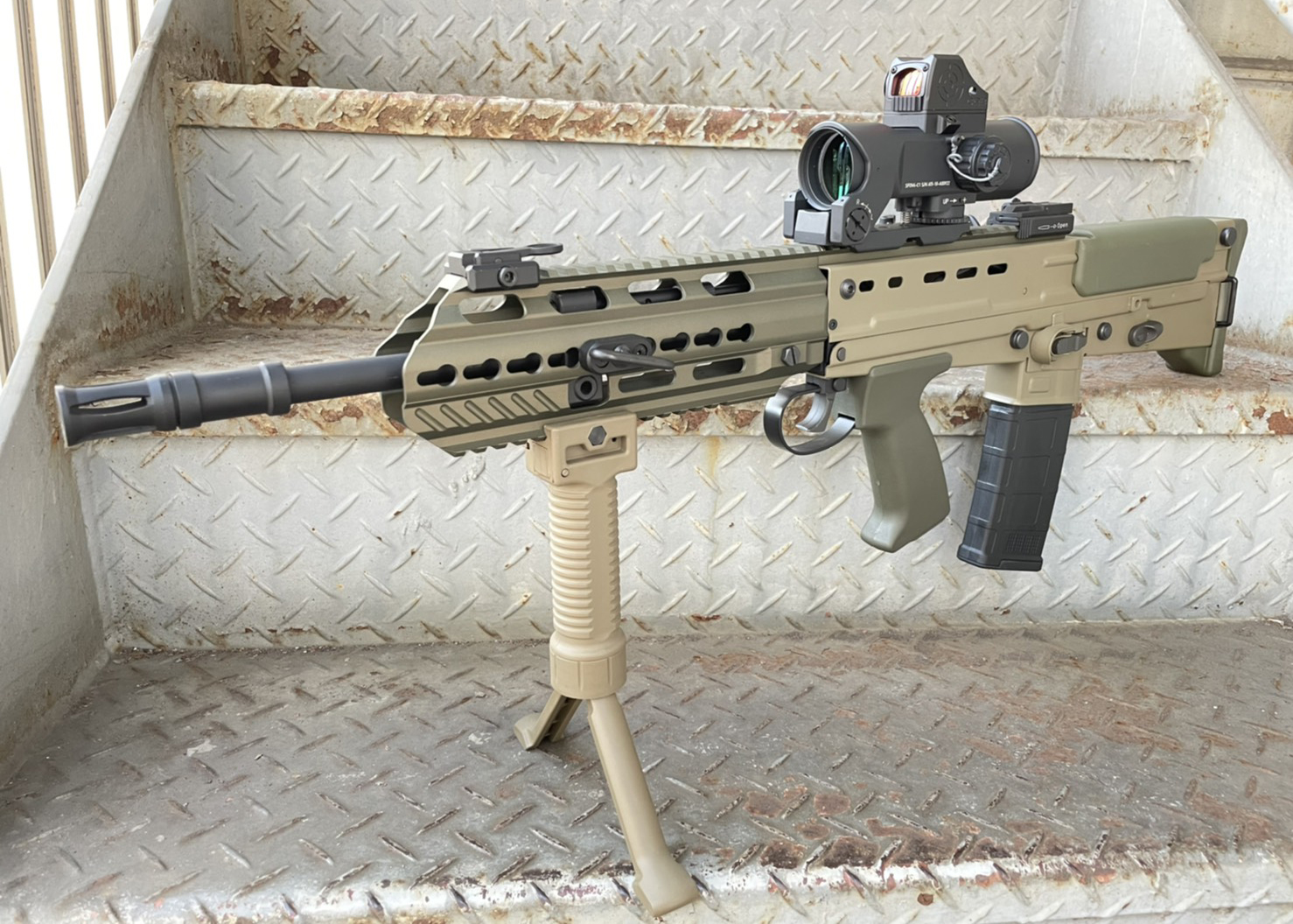 サバゲー　銃 楽天市場】【中古】S&T 電動ガン Mk16 URG-Iベース THUNDER
