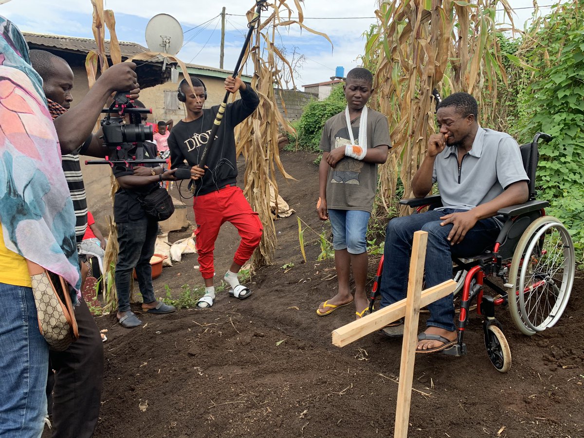 Together we made magic
#teamdraufsichtbamenda
.
.
#education #schoolreopen #peace #filmmaking #VaccinesBringUsCloser #disabilityinclusion #Disability #hatespeech