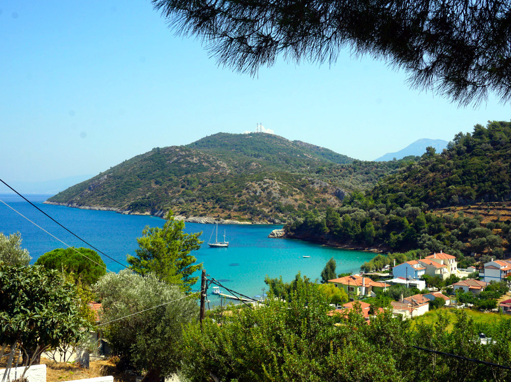 SamosProperties's tweet image. Amazing views of the Aegean.........quaint Kerveli Bay...property in ideal postion...what more could we ask for.... #Samos #Greece #PropertyInvestment #BeautifulWorld #NaturePhotography #beachlife 

samosproperties.com/listings/beaut…