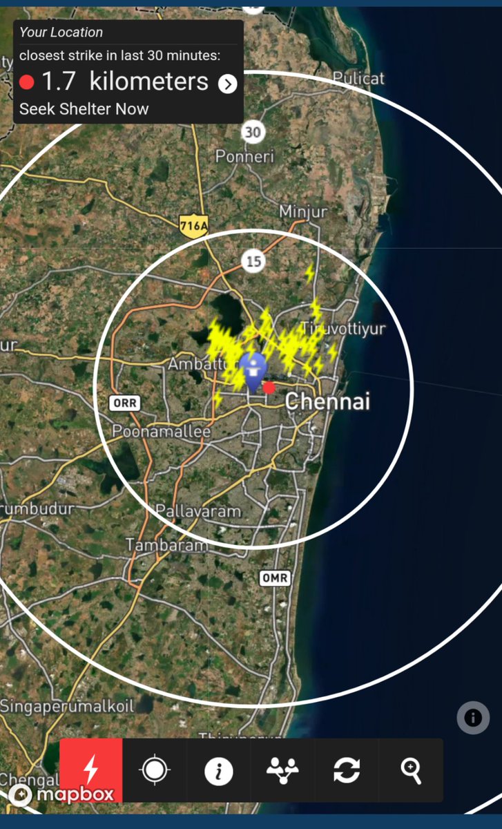 ChennaiRains's tweet photo. Massive #Groundstrikes happening around Northern areas of #Chennai and suburbs accompanied by heavy #Rains as intense #Thunderstorms moving West to East. #StayHomeStaySafe. #COMK #ChennaiRains https://t.co/GyMKVGVjMd