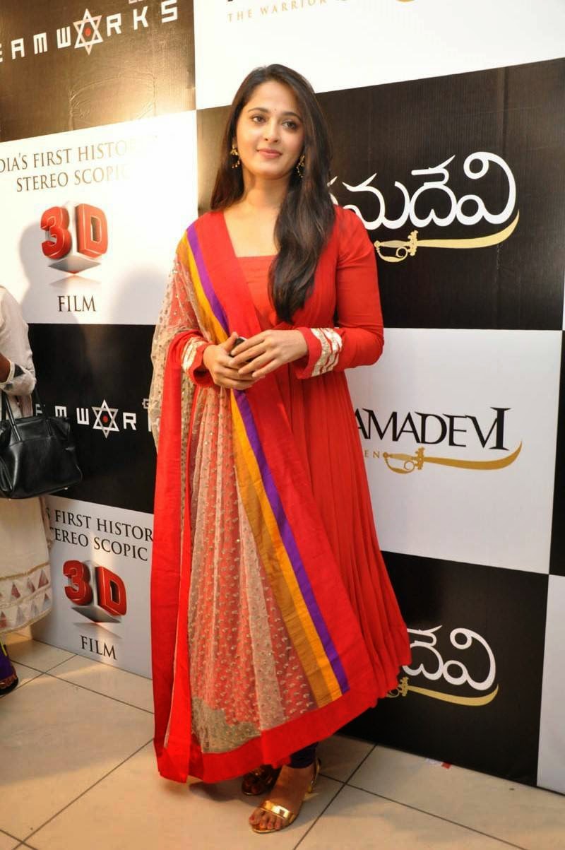 Anushka Shetty at Baahubali Trailer Launch - Photos,Images,Gallery - 15997