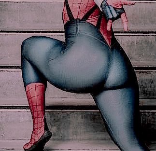 thwippingload's tweet image. &amp;amp; &amp;amp; .

            the criminals like
           a superhero with a
           big ass !