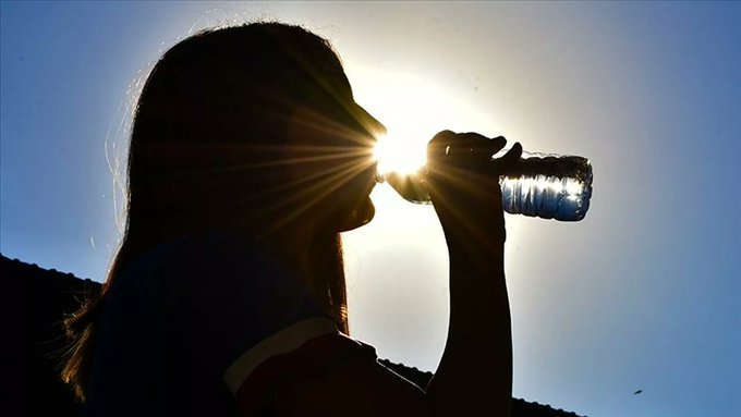 H2TV_'s tweet photo. Meteoroloji Genel Müdürlüğü, 28 Ağustos- 03 Eylül tarihleri arasında hava sıcaklıklarının Türkiye genelinde mevsim normallerinin 4 ila 8 derece üzerinde seyredeceğinin tahmin edildiğini bildirdi. https://t.co/6wh2If7fVx
