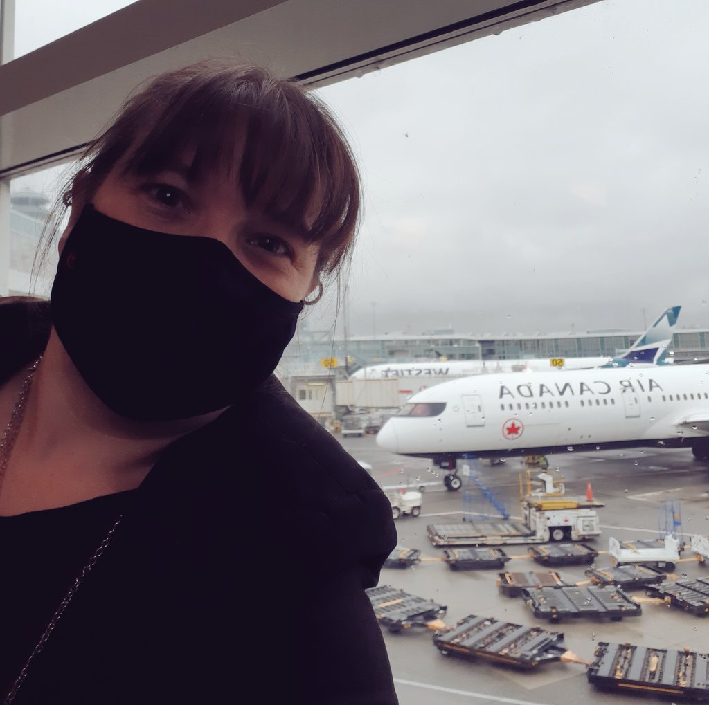 Colleen_Maxwell's tweet photo. Breakfast with a view!  @AirCanada lounge. 
#ACRace #travelisback #Colleeninswitzerland @travelginsider https://t.co/iIXMSLP2Fr