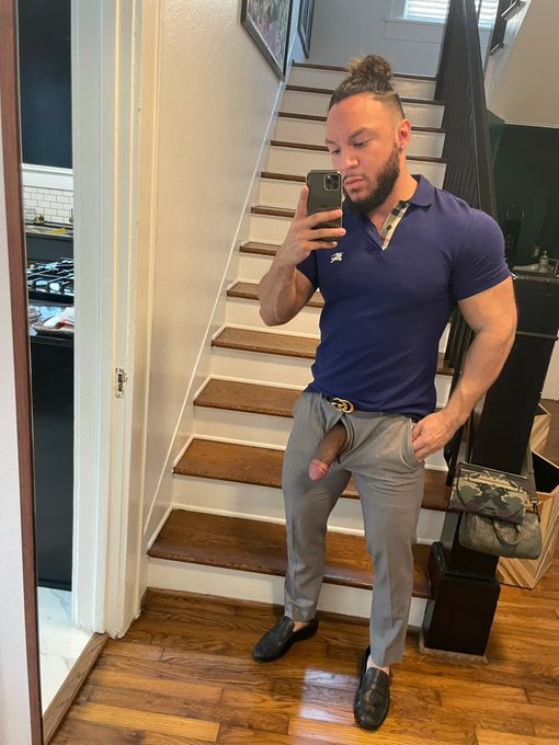 Office dick? Anyone? https://t.co/XST7jTBNsb