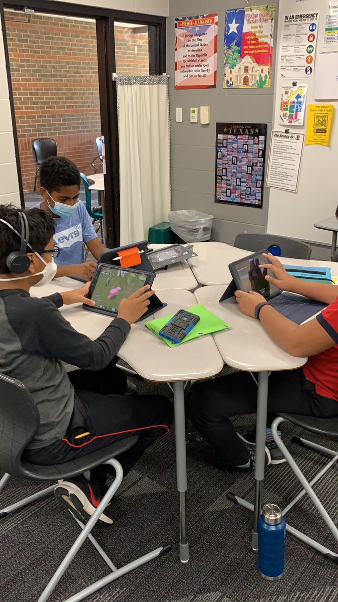 Samantha Cast tweet media