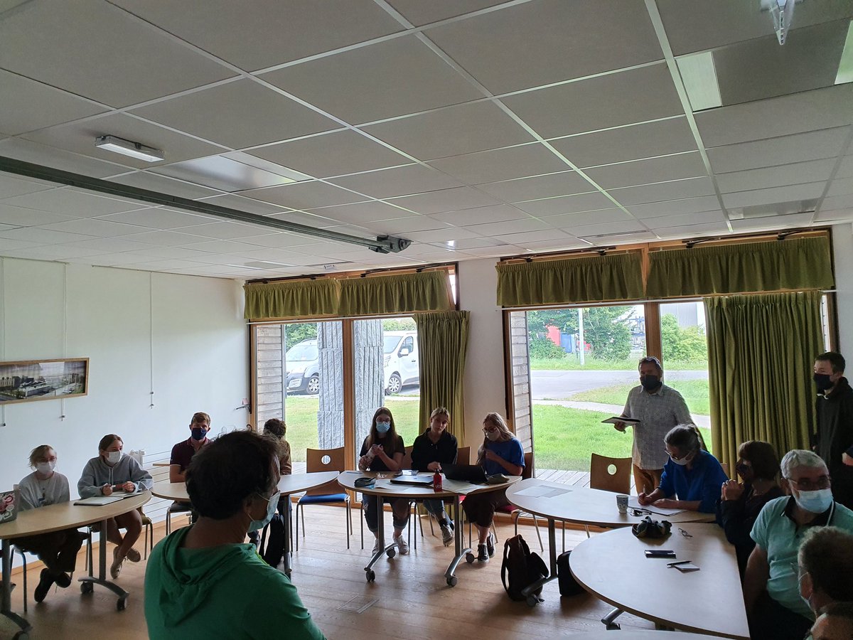 ohelary's tweet photo. Restitutions de la première édition du module #athabl dans le cadre des cursus #ideal avec @TEAM_BRETAGNE.Workshop d'été sur la conception intégrée d'un habitat Frugal à @ecobatys avec 10 étudiantes et  enseignants @INSA_Rennes  @ENSABRETAGNE   @UnivRennes1 @UnivRennes_2 https://t.co/7RDMmDwya2