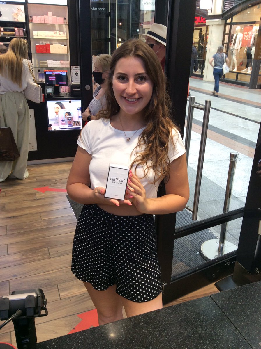 Lovely Abigail popped in to treat herself today, so we surprised her with a great gift! Come and see us for our amazing Buy One Get One Half Price promotion on until 9.00am 31st August 2021!