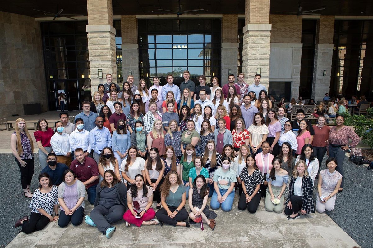 cvmgsa's tweet photo. We are so excited to welcome the new graduate students at the CVMBS! 👍 #CVMGSA https://t.co/oM5Nzr83Xe