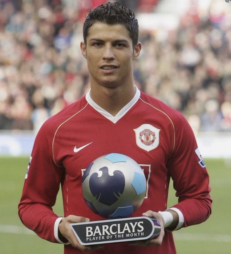 GhSourcecode's tweet image. Craziest transfer ever
Cristiano Ronaldo is a Manchester united player
🔥🔥🔥
