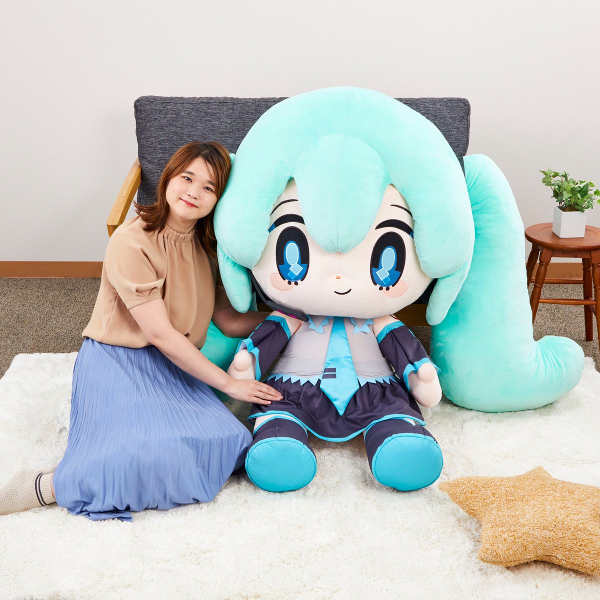 Vocaloidplush's tweet image. SHES MASSIVE