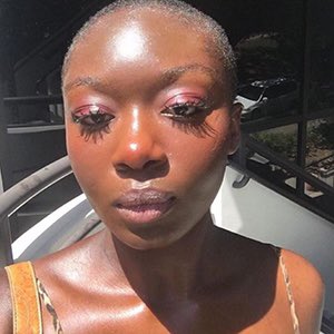 Lexual__'s tweet image. It’s Oluwatoyin’s birthday