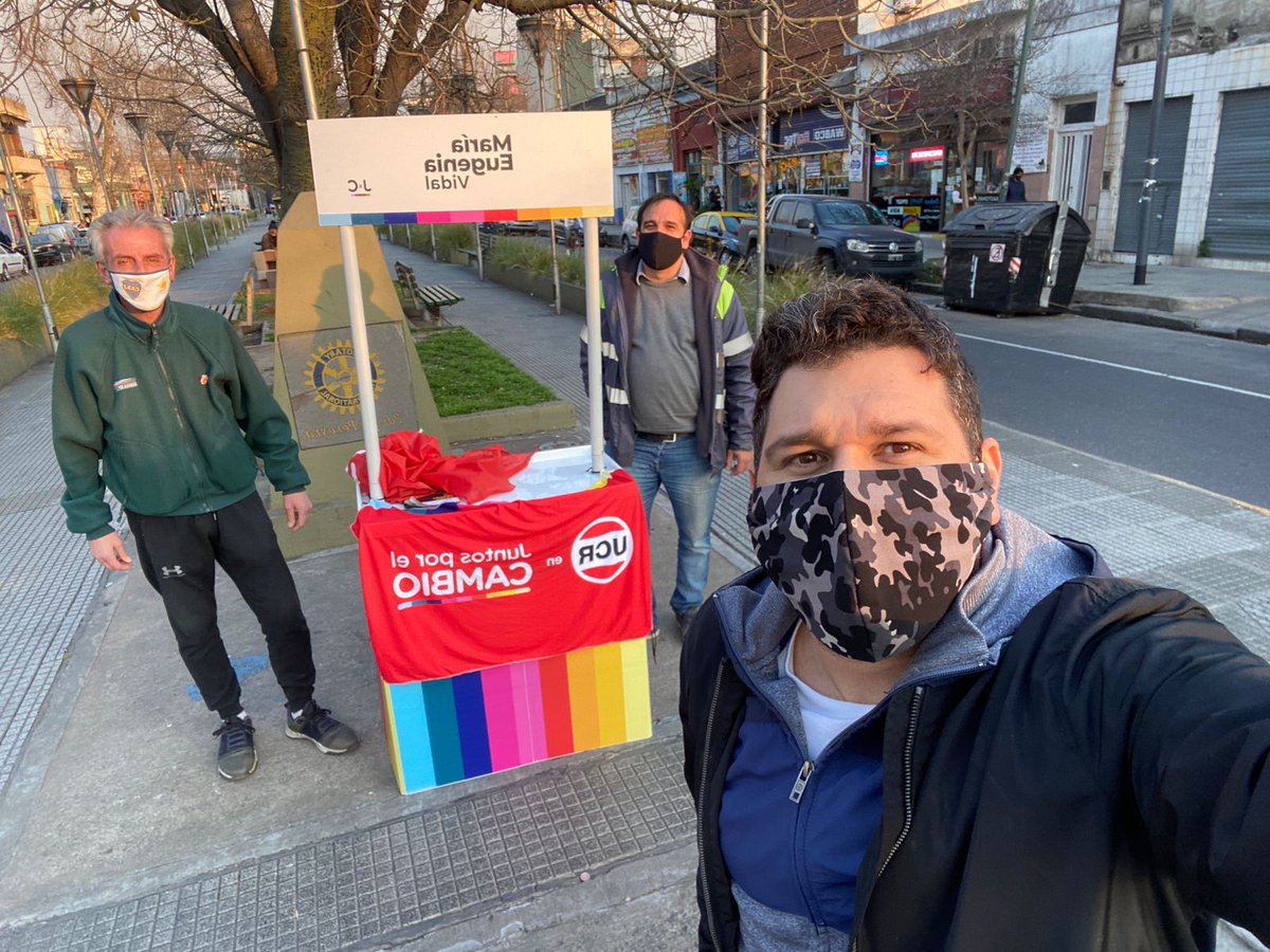 mpvischi's tweet photo. Otra gran jornada de militancia en @AteneoLibertad... también de juegos y diversión junto a chicos y chicas del barrio! Celebramos poder festejar el Mes de la Niñez, para que los niños se diviertan más.

No dejemos de tener presente el respeto a todos sus derechos y dignidad 🙌 https://t.co/iot9aLydcc