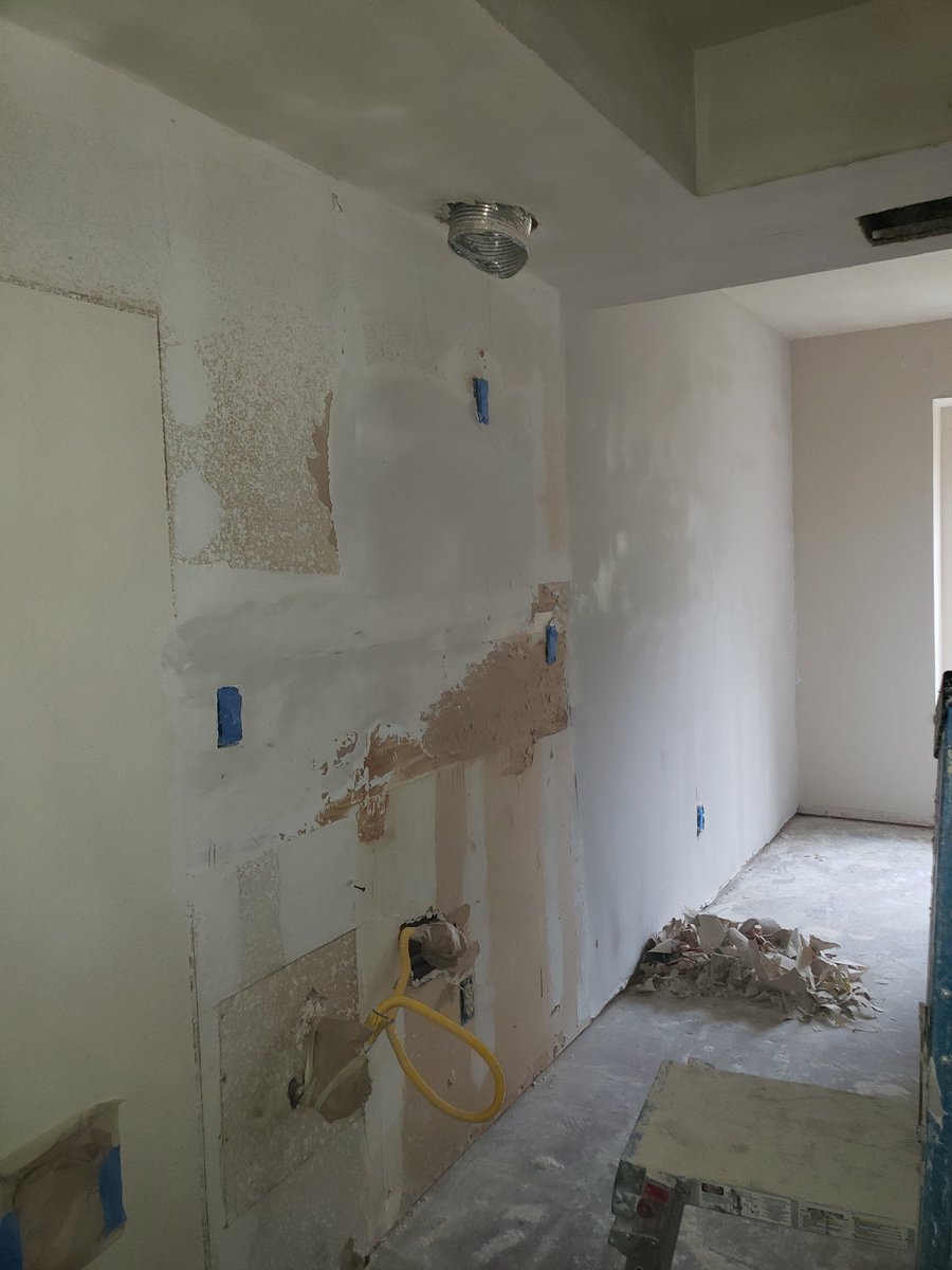 restore_atlas's tweet image. Work in progress! This is how our interior project looks!

#restoreatlas #austincontractor #interiorcontractor #freequotes