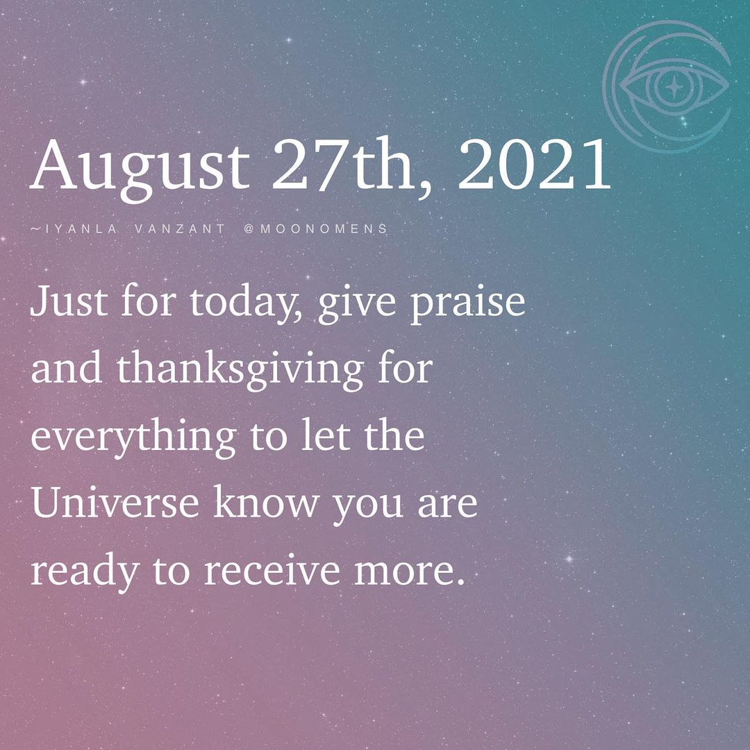 Drop a ✨ if you’re ready! #FridayFeeling