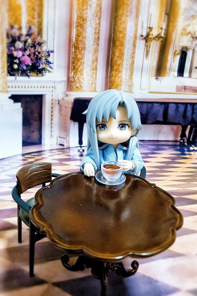 텐타클님 알티이벤트에 당첨되서 너무 고급스럽고 예쁜 테이블을 받았습니다ㅠㅠ!! 그렇지 않아도 넨비츠 크기에 호환되는 테이블을 찾고있었는데 사진 찍어보니까 딱이네요🥺👍👍
만드시느라 고생하셨고 정말 감사합니다 텐타클님!🙏💖💖 <a href="/tentaclecube302/">텐타클 1호</a>