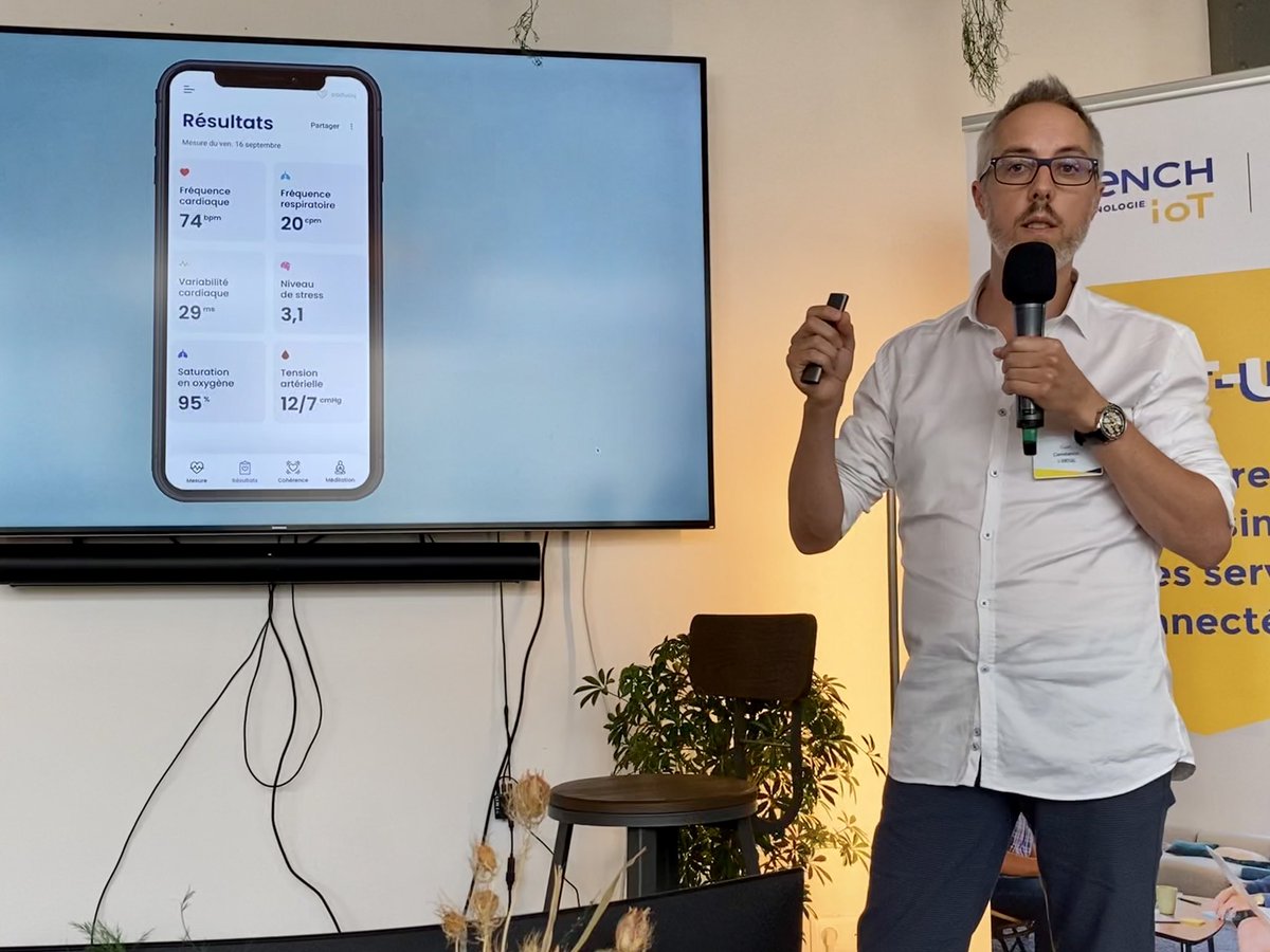 VPagnon's tweet photo. #BootcampFrenchIoT | Pitch contest, à la rencontre des #startups #FrenchIoT Promo 2021 @GroupeLaPoste @Docapost 🎙️
👉 #iVirtual propose un checkup #santé par selfie 📱🩺
#eSanté #eHealth #télémedecine #telemedicine https://t.co/jHBVynhzug