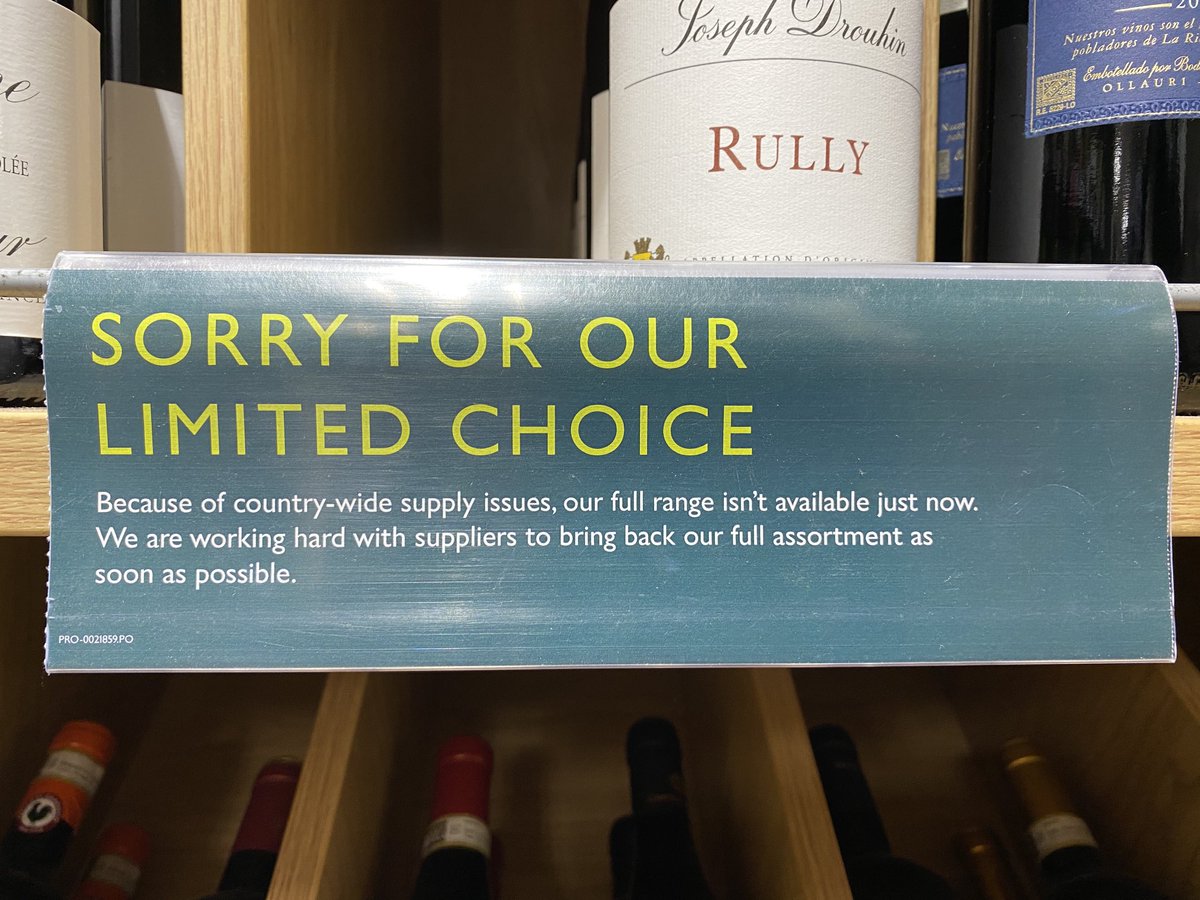 “Sorry for our limited choice”

“Country-wide supply issue”

 #London #Waitrose #Chiswick
#Brexit #NoDrivers#