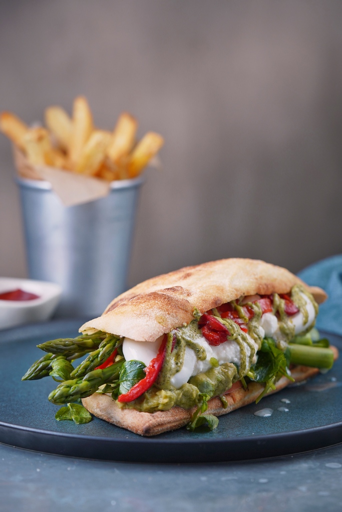 1751Bar's tweet photo. Too few people understand and appreciate a really good sanchwich. The bread should not be the main character. 
⁠
Here's the myth, the legend - Burrata &amp; Asparagus Sandwich. With crushed avocado 🥑, roasted red pepper 🌶️, herb mayo 🌿, beef tomato 🍅 and watercress. Yum! 😋⁠ https://t.co/oryxfI7Arh