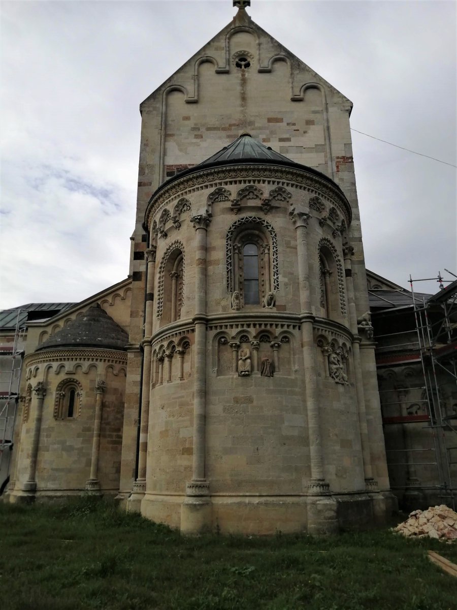 ZJekely's tweet photo. Restorations are progressing well at the 13th-century abbey church at Ják. There is still scaffolding everywhere inside, but the excavations have been finished, and much of the outside is done. The church (and a new museum) will reopen in 2023. #romanesque https://t.co/wl0MQ8M9i7