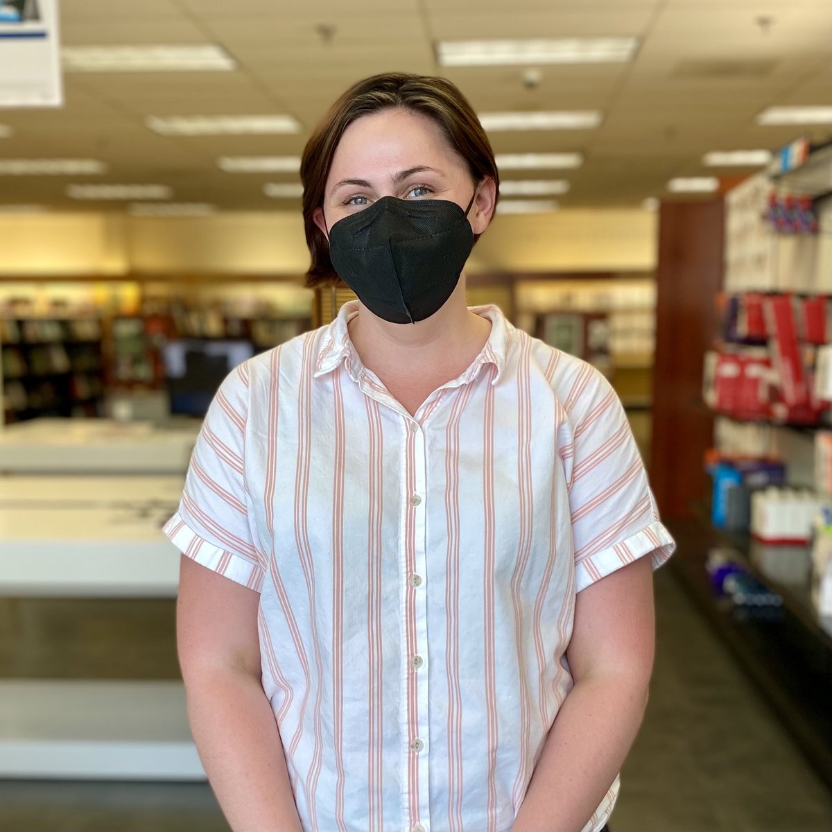 RamTechVCU's tweet photo. Meet your 2021 RamTech team! Meet Gaby, a senior from Richmond, VA who is majoring in chemical engineering: 🧪

Go-to app: Google Sheets
Favorite #RVA restaurant: Roots (El Jefe with tomatoes!) 

You can see her at the FixIT desk for tech repairs! #VCU #RamTechVCU #VCURams https://t.co/SJwDjUNwEj