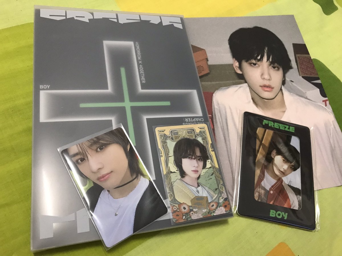 WTS/LFB | Please help RT TXT The Chaos Chapter: Freeze album Boy version - 850php - onhand - only the qr code is not included - condition: 9/10 mop: bpi/gcash mod: shapi c/o tags: wts lfb ph onhand txt tcc the chaos chapter freeze album choi soobin choi beomgyu boy version