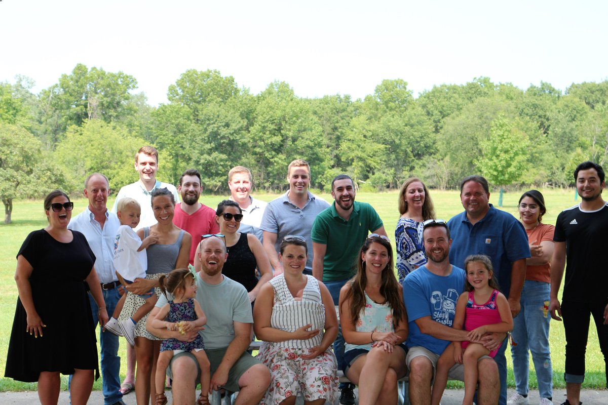 APEXDB's tweet image. Thank you to those who were able to attend our annual company picnic last week! It is always a good time when we are able to take a break all together!
🥪🍧☀️
#apexdesignbuild #apexers #companypicnic #summerfun