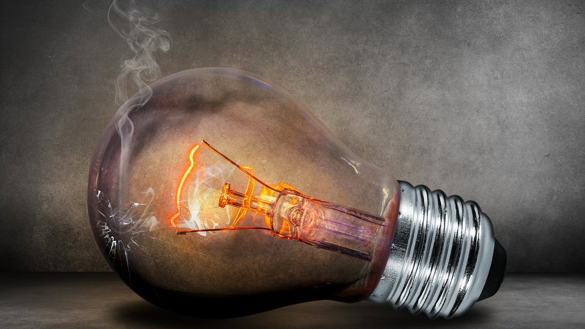 CEtoday_ch's tweet image. #Osram gibt das Ende seiner #Lightify-Schiene bekannt. Für Nutzerinnen und Nutzer bedeutet das eine Umstellung auf alternative #Smart-Home-Hubs. dlvr.it/S6RSD4