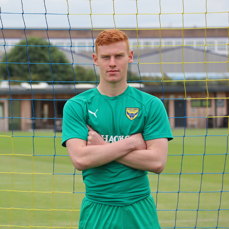 OUFCOfficial's tweet photo. 👋 The U's have completed the signing of 18-year-old goalkeeper Mackenzie Chapman 

Welcome, Mackenzie!

🟡🔵 #OUFC | #COYY