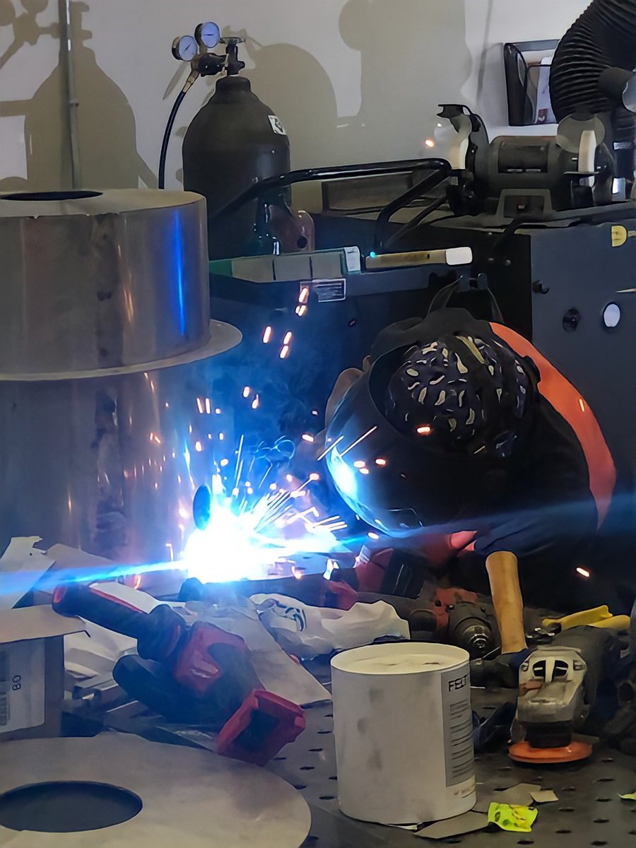 Cambrian R&D tweet media