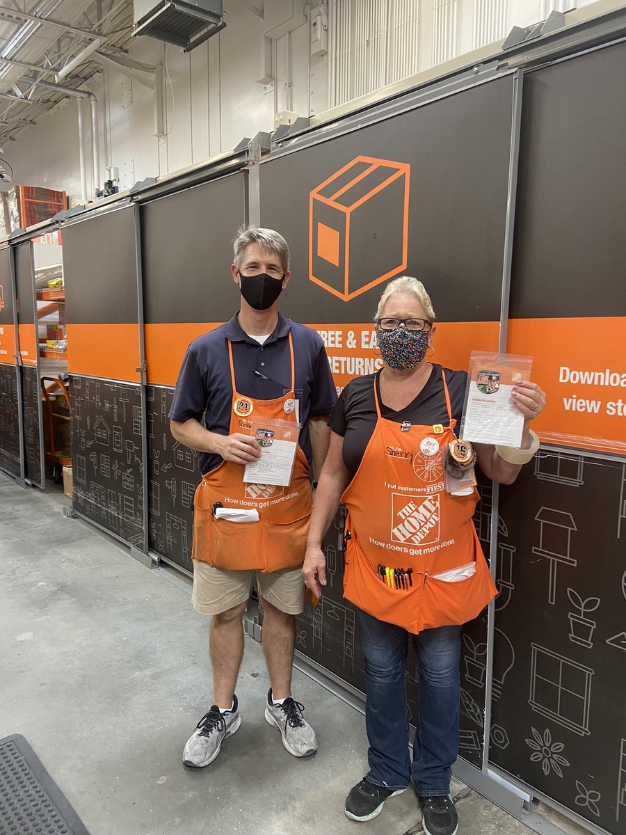 These 2 ROCKSTARS 🌟 Rich &amp; Sherry!! Outstanding GET behaviors!! From team leadership to outstanding customer compliments!! Thank you, for all that you do!! <a href="/Eduardothd6357/">Eduardo Chaves</a> @RamonEstevez12 <a href="/garydemarinis/">Gary DeMarinis</a> <a href="/CrickettSurls/">Crickett Surls</a>