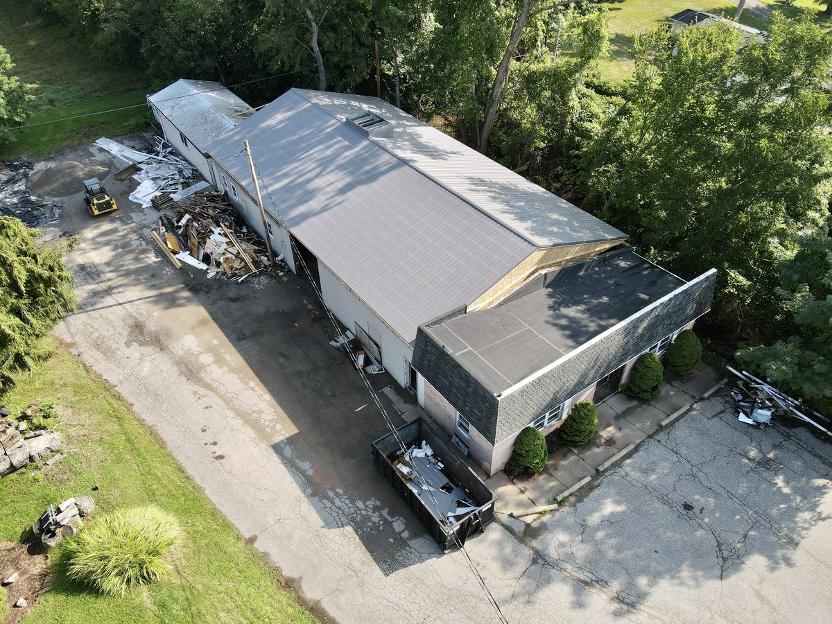Trevor_Ging's tweet photo. We now have a roof on our St.C location ‼️ #MaasTraining https://t.co/eLyxJ5joWl