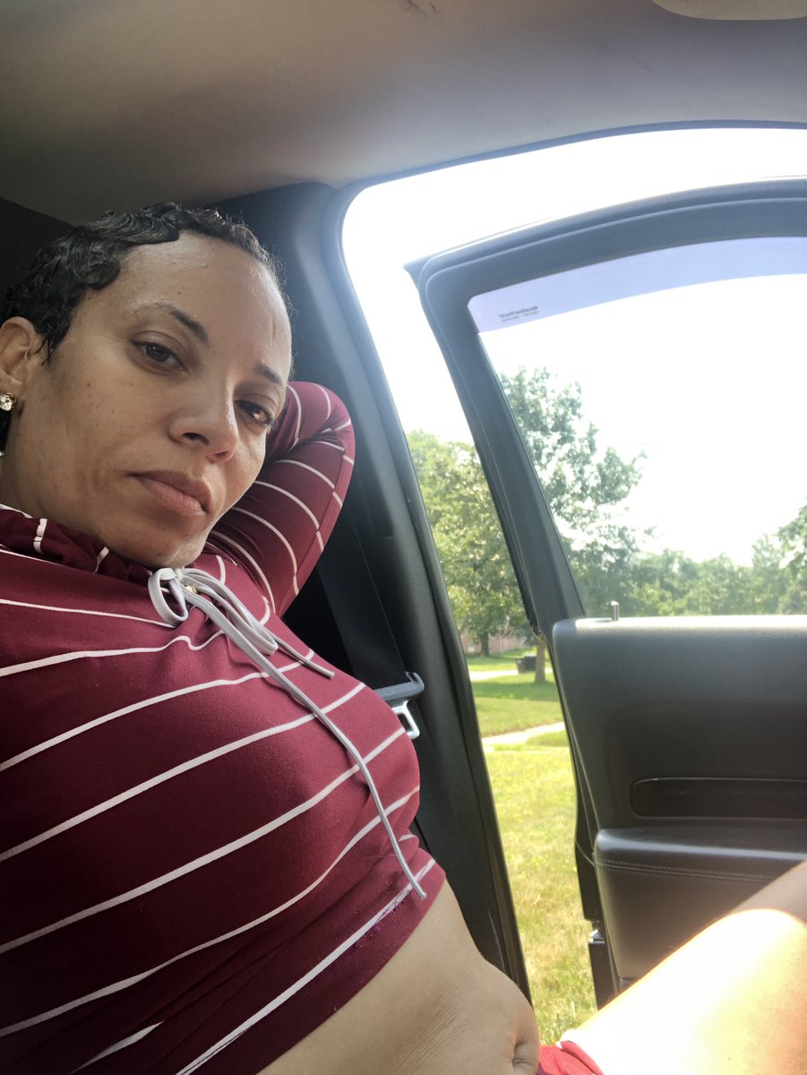 Kelly Winfrey (TheMassageDiva1) Twitter