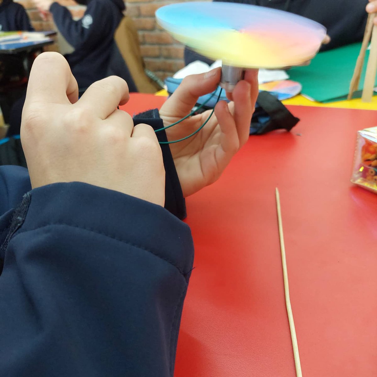 ¡Bienvenidas al equipo del área científica  de 1° año <a href="/elementaluy/">Elemental</a> !