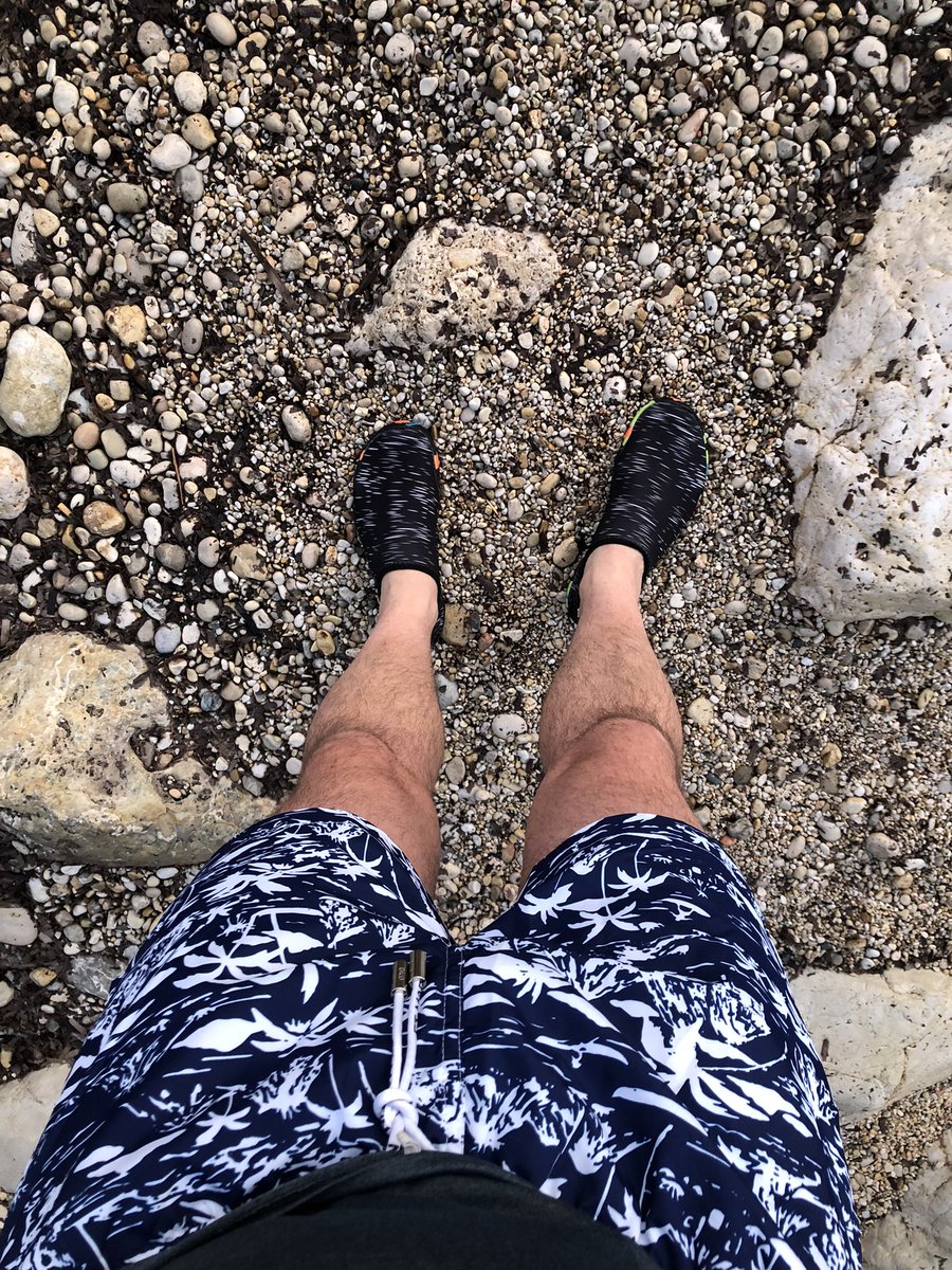 secret_swimmer's tweet photo. 🌅 🇮🇹 A change of scenery: #Sunrise #Seaswimming in #Sicily 🇮🇹. Calm clear water, 27 degrees 🥰, &amp; plenty of chatty fish #SnapCracleAndPop Most of all, got to try out my new swimming togs 😊 (thanks Mrs Secret #SeaSwimmer!) #LookingThePart #Wellbeing #BuonGiorno   #OnMeHoliers https://t.co/7tBsAAMGqK
