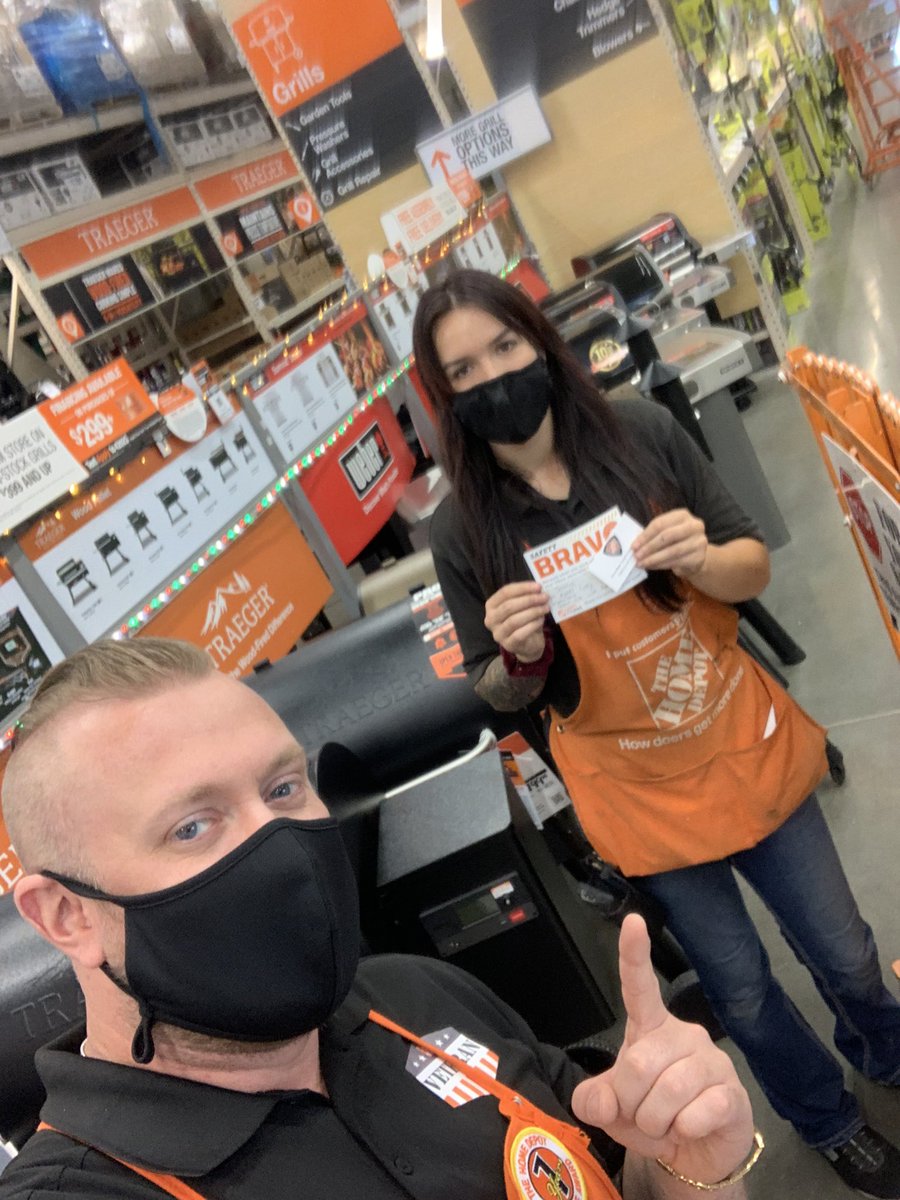 Awesome Equipment Usage and Spotting at ST2211! Keep it up. #D259SafetySelfie
